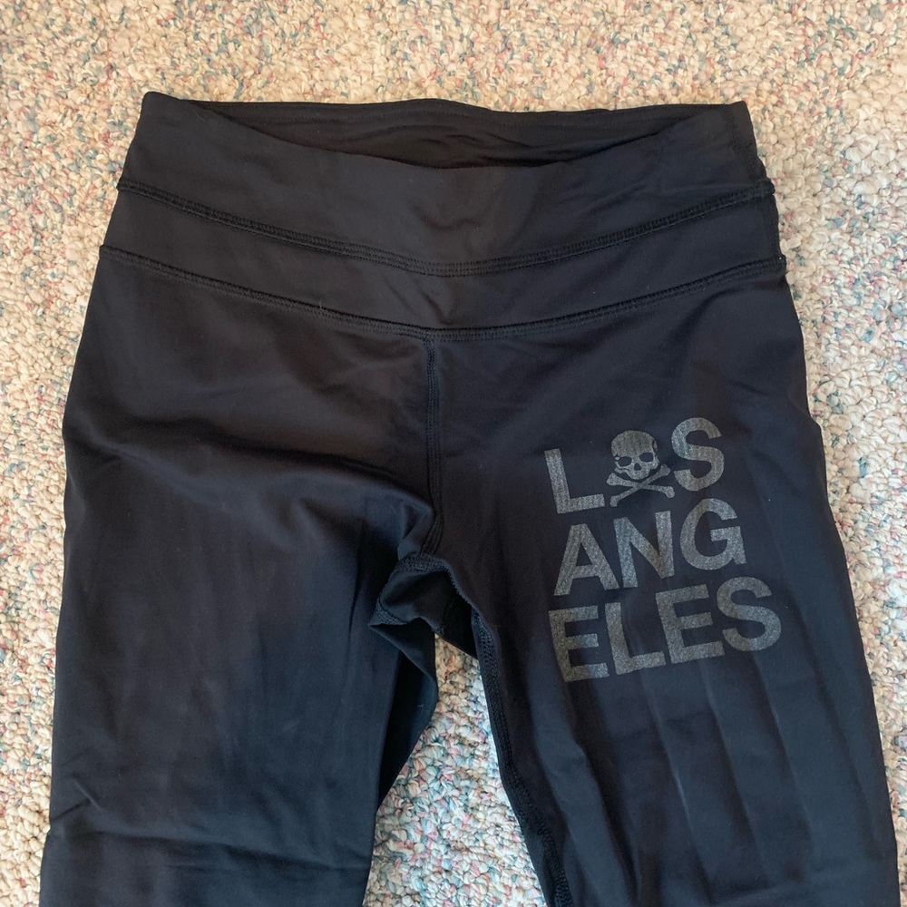 Lululemon cropped black leggings size 4